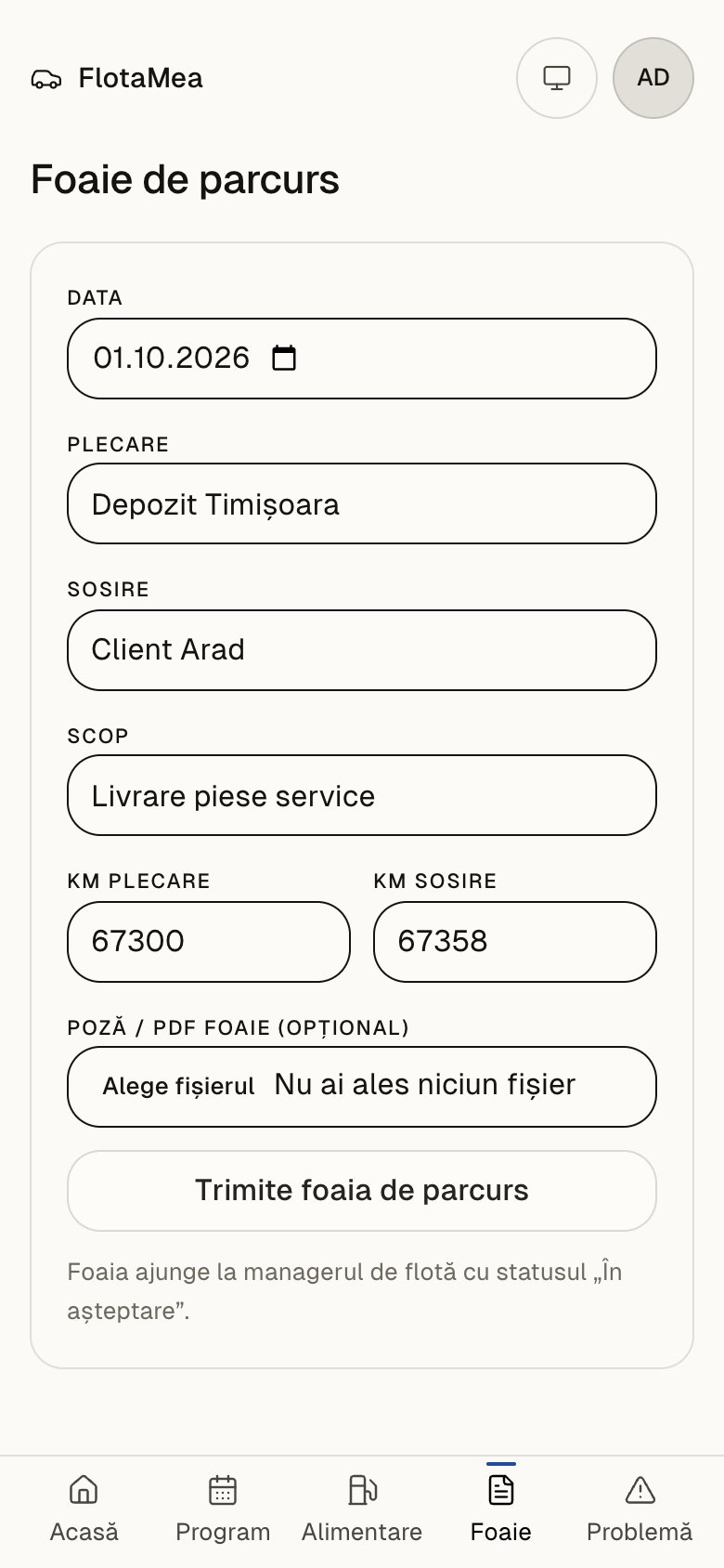 Foaie de parcurs completată de șofer pe telefon
